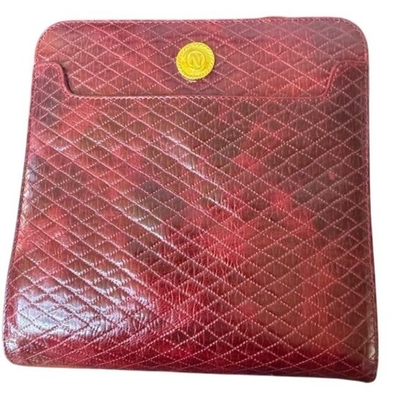 Quilted Red Leather Shoulder Bag With Gold Emblem By Albert Nipon - Picture 1 of 7